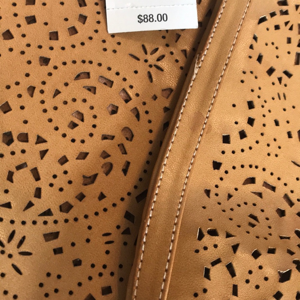 Size 6•laser cut•Express• tan boots• NWT - Picture 2 of 8